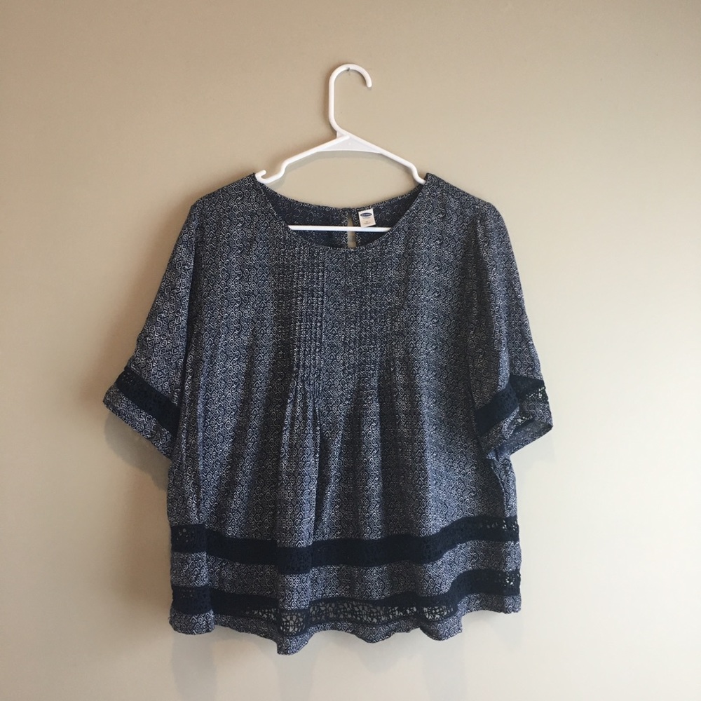 Old Navy | Top with Lace Design